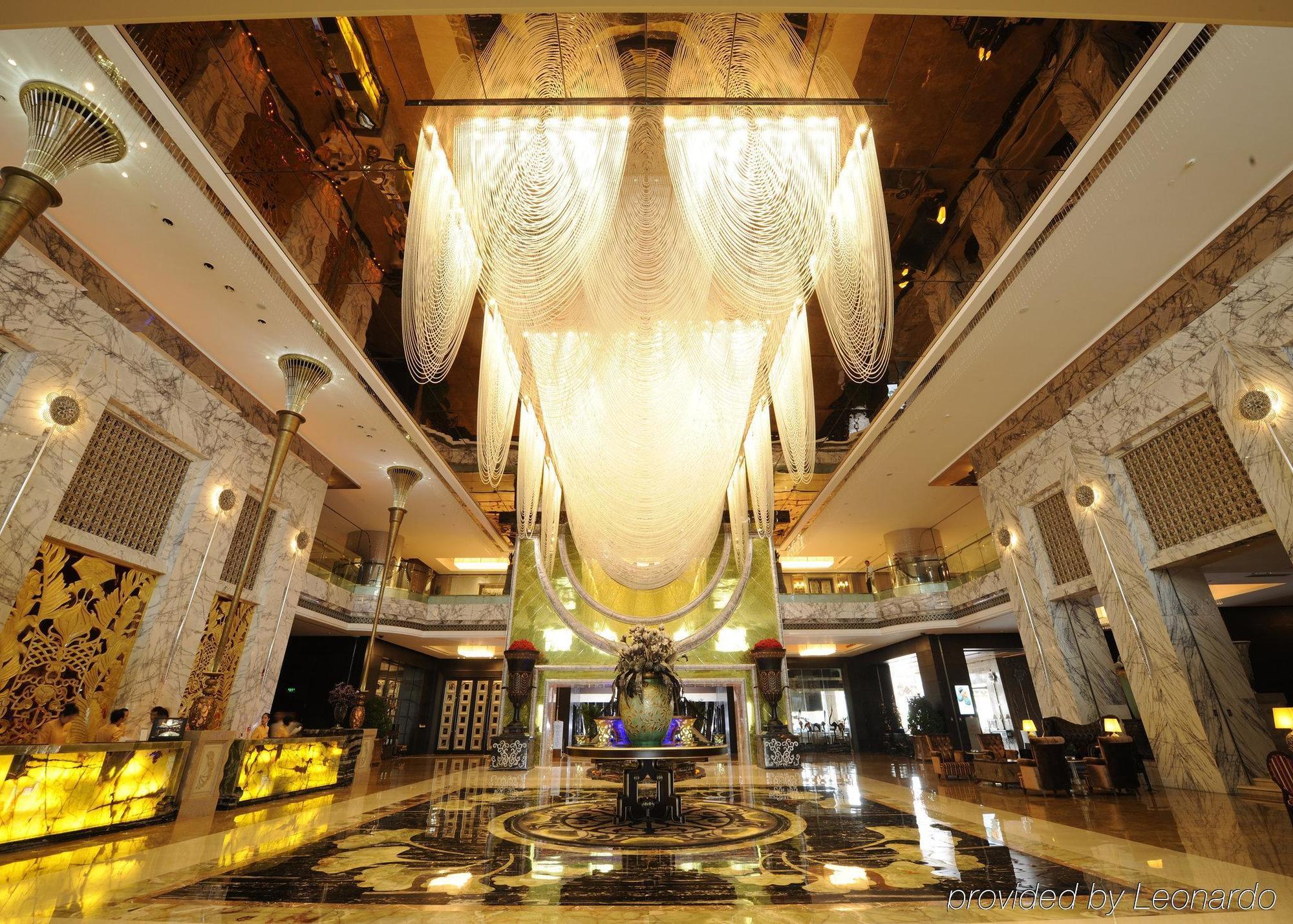 Sunshine Hotel Zhangjiajie İç mekan fotoğraf